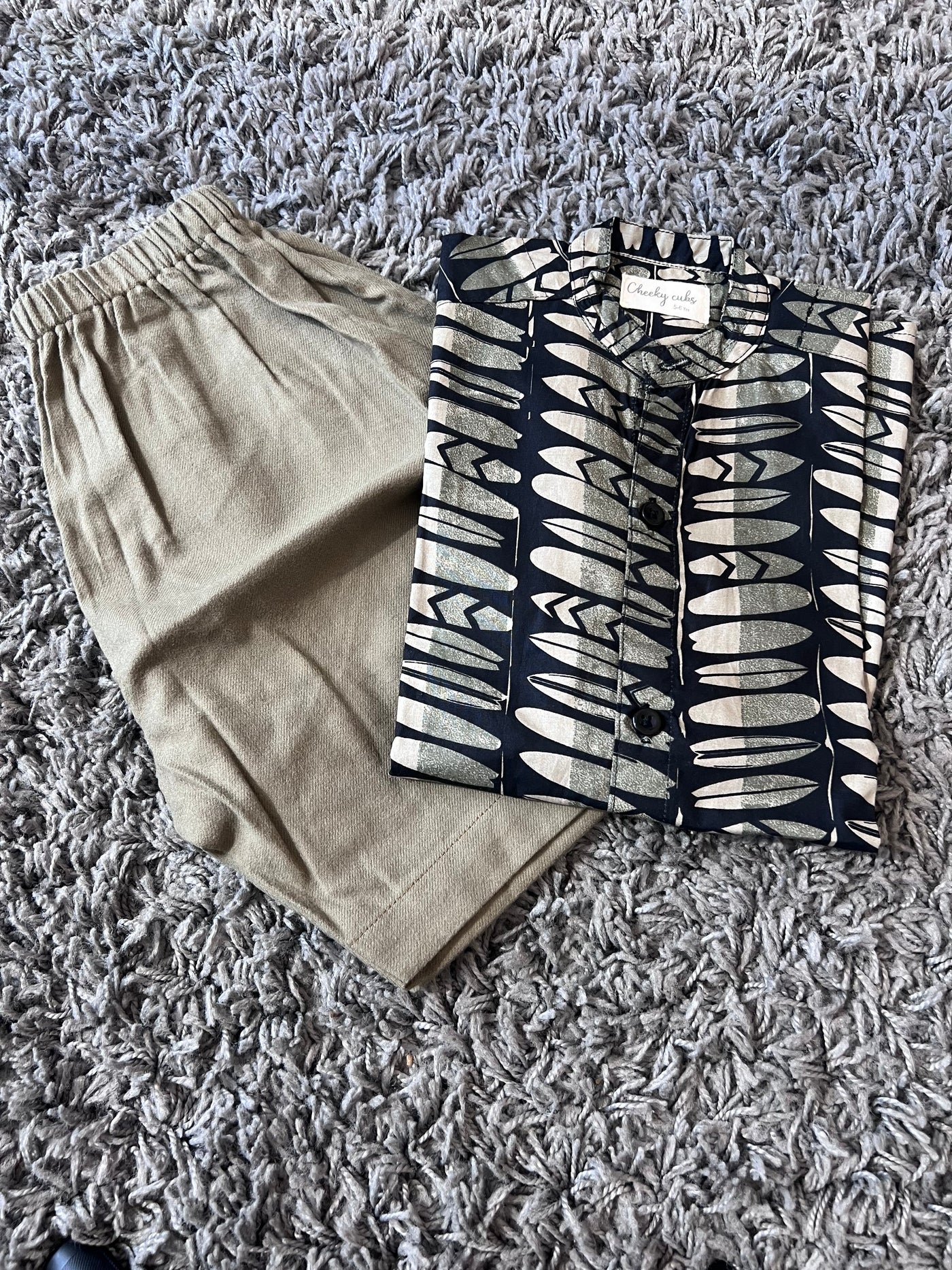 Boys  Black & Green Surfboard print set